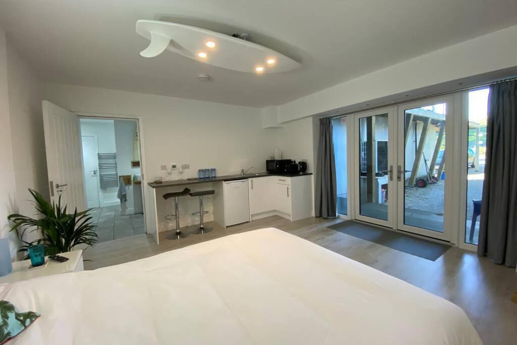 The Boardroom At The Beach House ファルマス エクステリア 写真